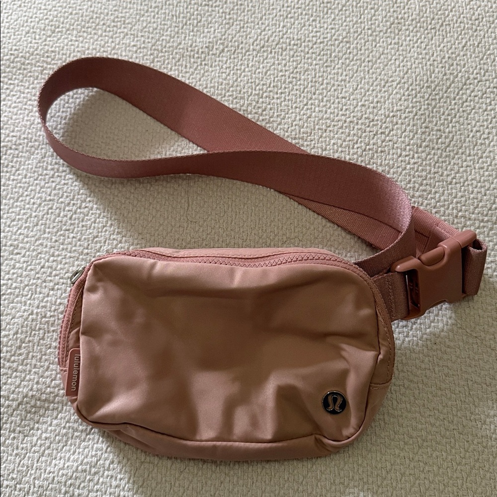 Lululemon Rose Belt Bag